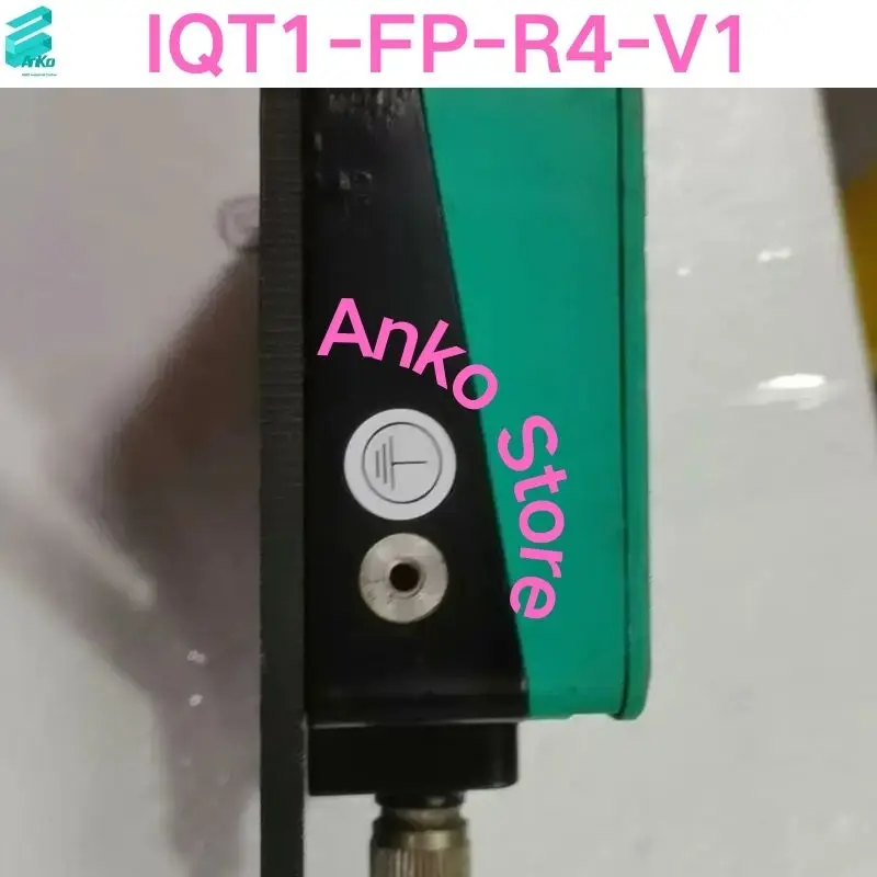 Second-hand test OK  Read/write head sensor IQT1-FP-R4-V1