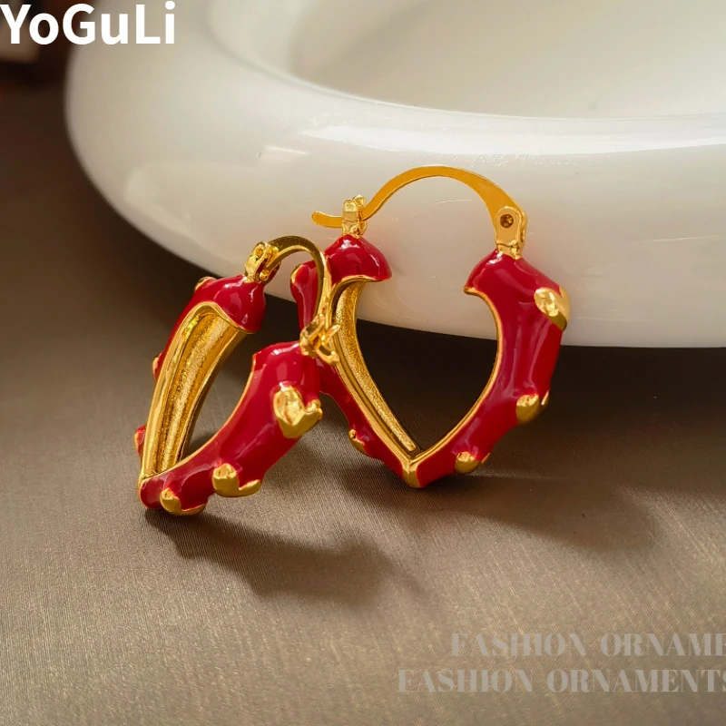 Modern Jewelry 2023 Trend New Sweet Design Metal Red Heart Earrings For Women Girl Party Birthday Gift Ear Accessories