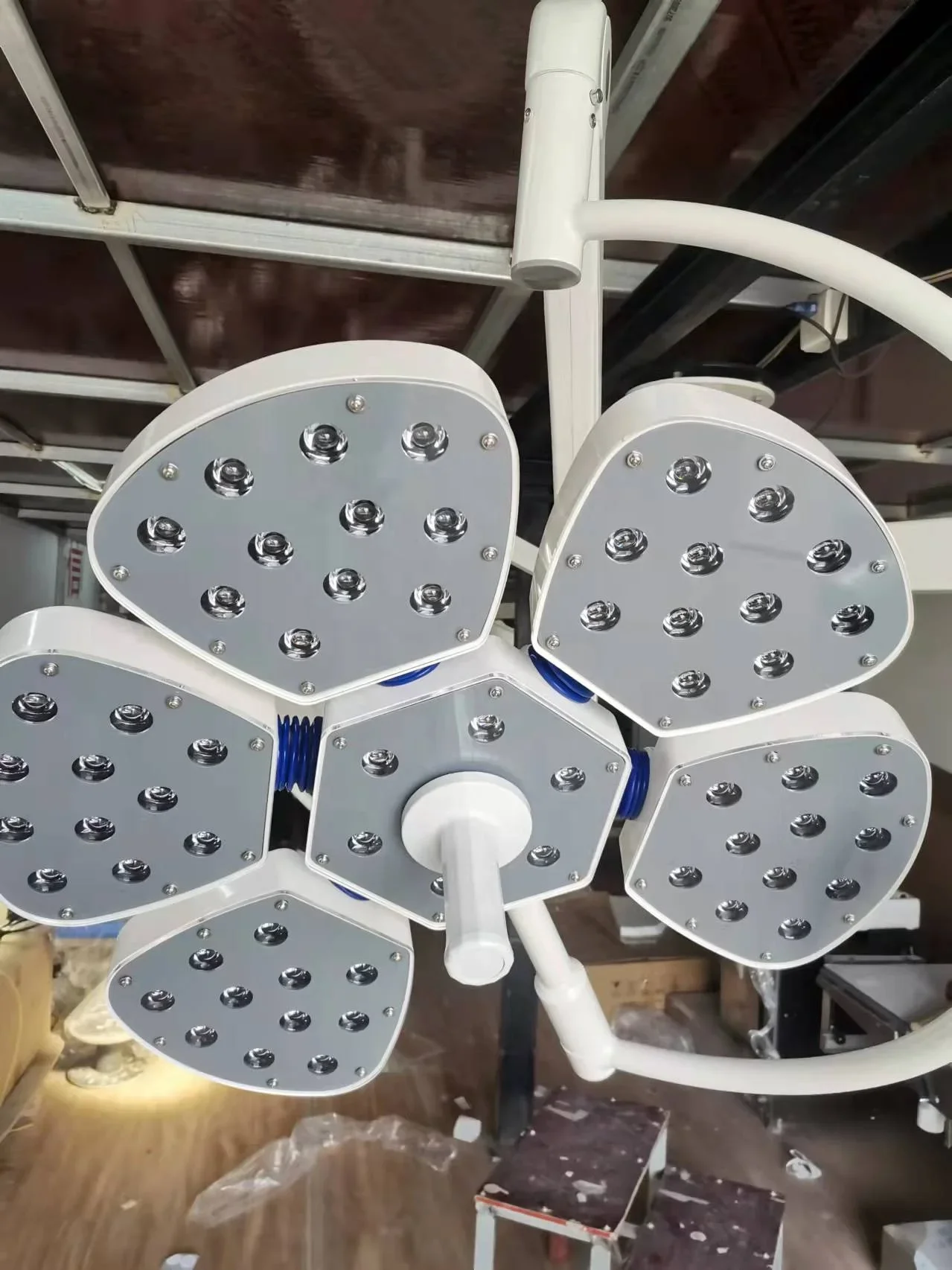 LTSL29 China Manufacture Double Head Petal 5+3 Led Shadowless Ceiling Surgery Operating Lamps