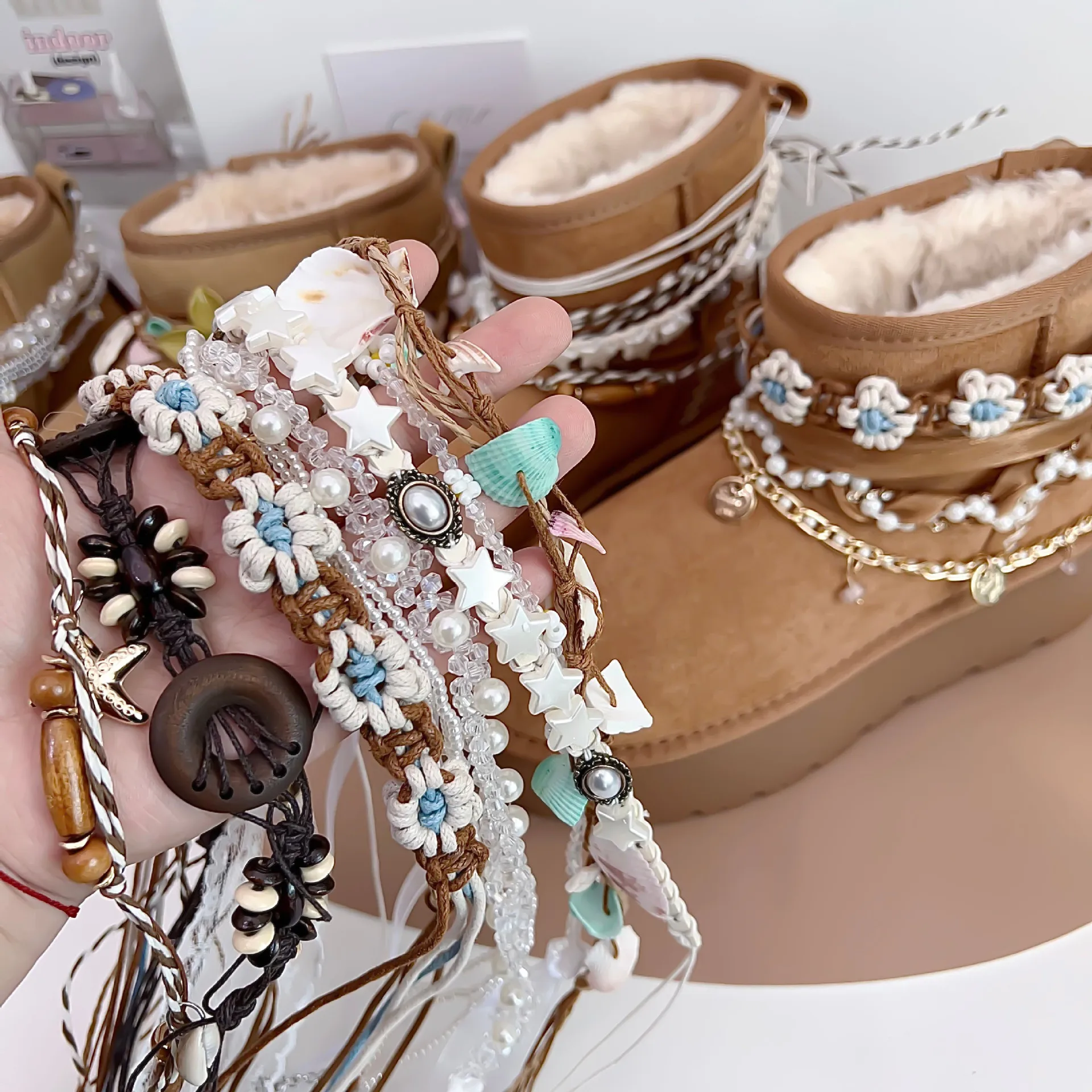 

Shoe Chain Line with Handmade Shoes Flower Snow Boots Decorative Chain Maillard Ethnic Romantic Su Martin Boots Beaded Pendant