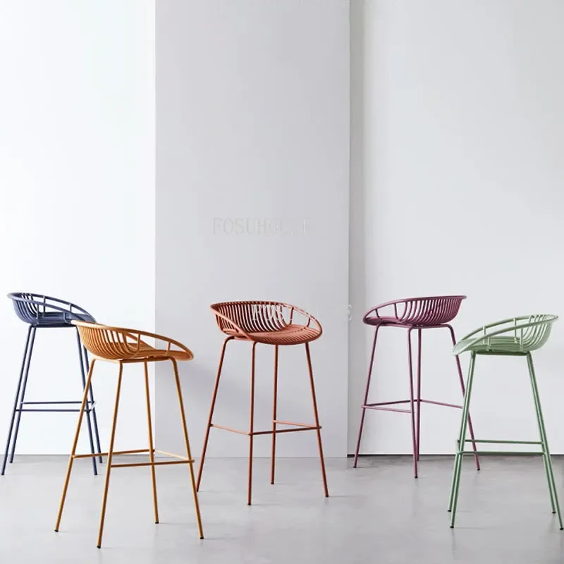 北欧錬鉄製バーチェアホーム背もたれ高足スツールモダンなミニマリストバースツールキッチンフロントデスクバー家具CN