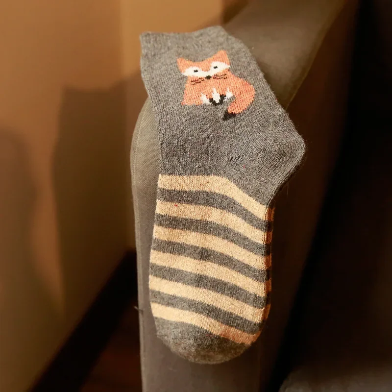 Autumn And Winter Women Funny Fox Print Striped Warm Short Socks Random 1 Pair