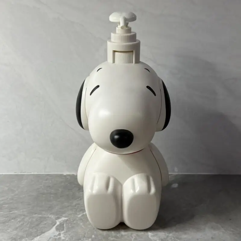 Kawaii Snoopy Dispenser Bottle Cartoon Dog Shampoo Body Wash Hand Soap Press Bottle Bathroom Decor Storage Ornament Home Gift view 2