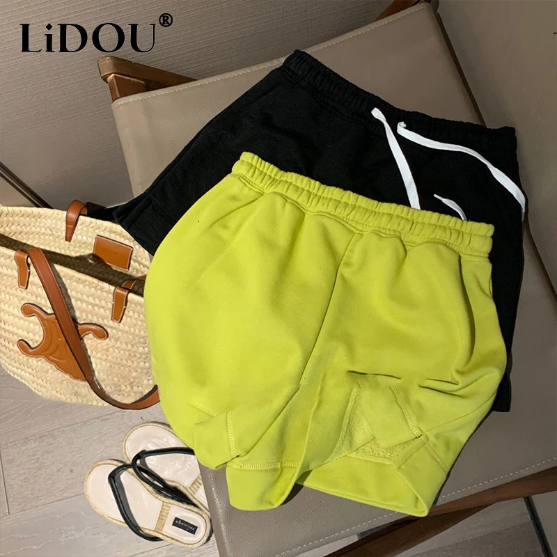 Celana pendek musim panas mode Korea baru 2023 untuk anak perempuan celana panjang anak-anak estetika Anime lucu warna polos cantik olahraga