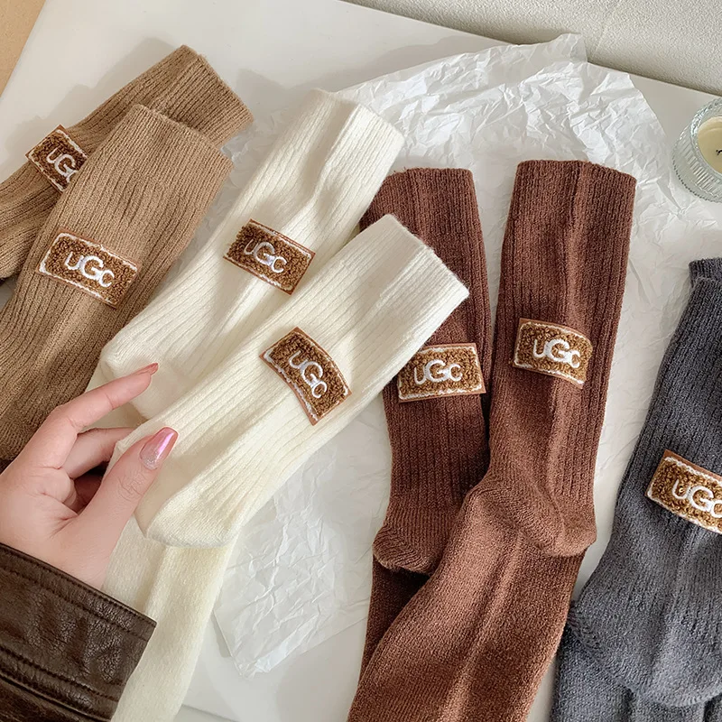 4 Pairs Cashmere Wool Socks for Women Winter Warm Thickened Pile Embroidered Logo Solid Mid-Calf Socks Casual Snow Boot Socks image 6