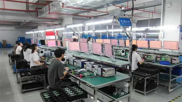 

TYT UVL-15W Walkie Talkie 15W POWER Rugged Long Range Walkie Talkie Tactical Dual Band Phone AR-152