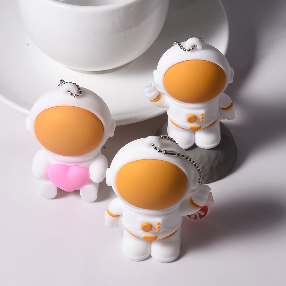 นักบินอวกาศแฟลชไดร์ฟ USB 64GB ปากกาการ์ตูนน่ารัก32GB ของขวัญที่สร้างสรรค์สำหรับเด็กหน่วยความจำฟรีพวงกุญแจ pendrive 16GB