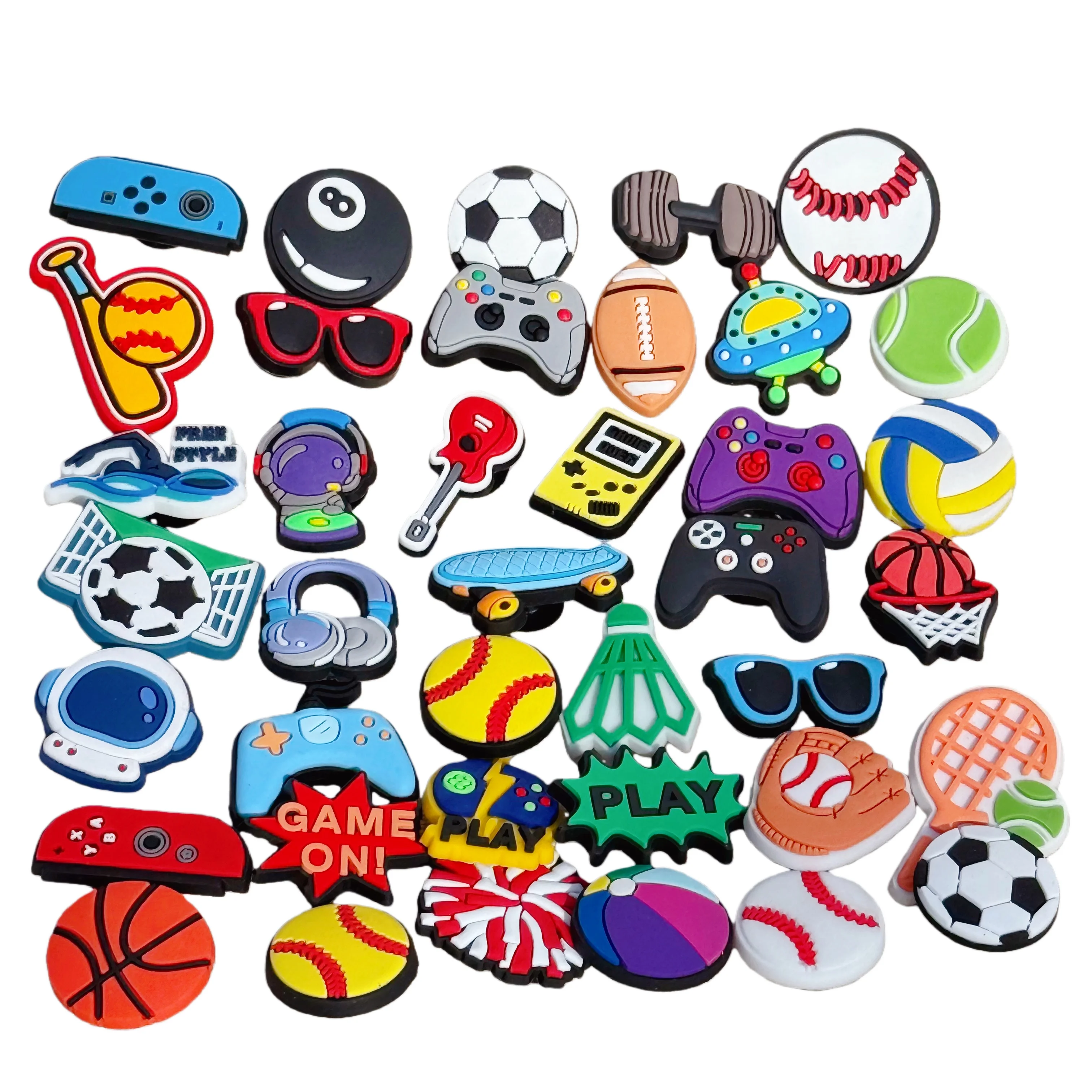 23-100 Stücke Spiel Auf Gitarre UFO Jungen Sandale Charms Baseball PVC Garten Schuhe Schnalle Zubehör Fit Party Geschenke