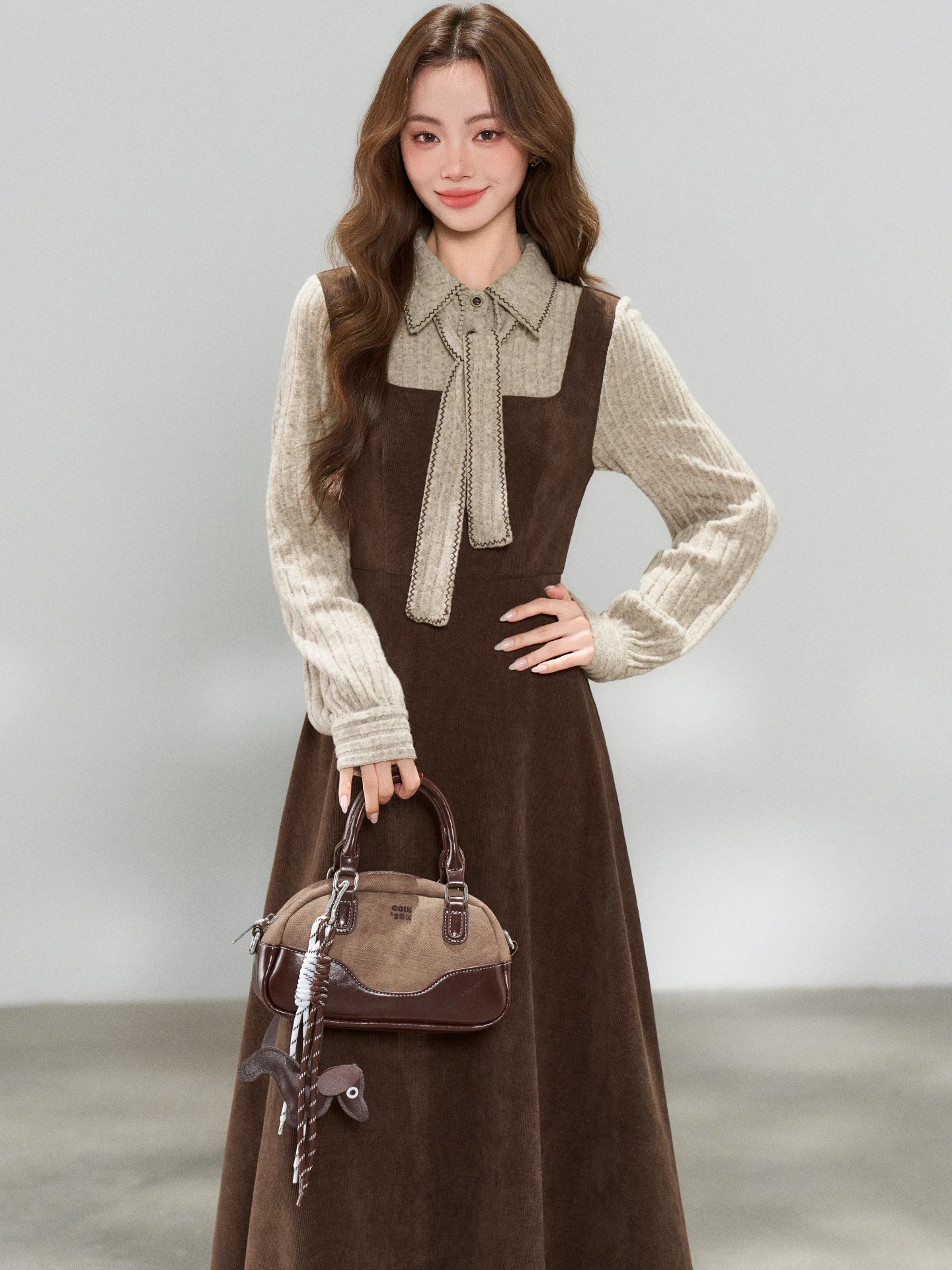 

Retro Spliced Coffee Color Women's Dress Early Spring 2026 New Style High Waist A-Line Long Sleeve Dress French Style