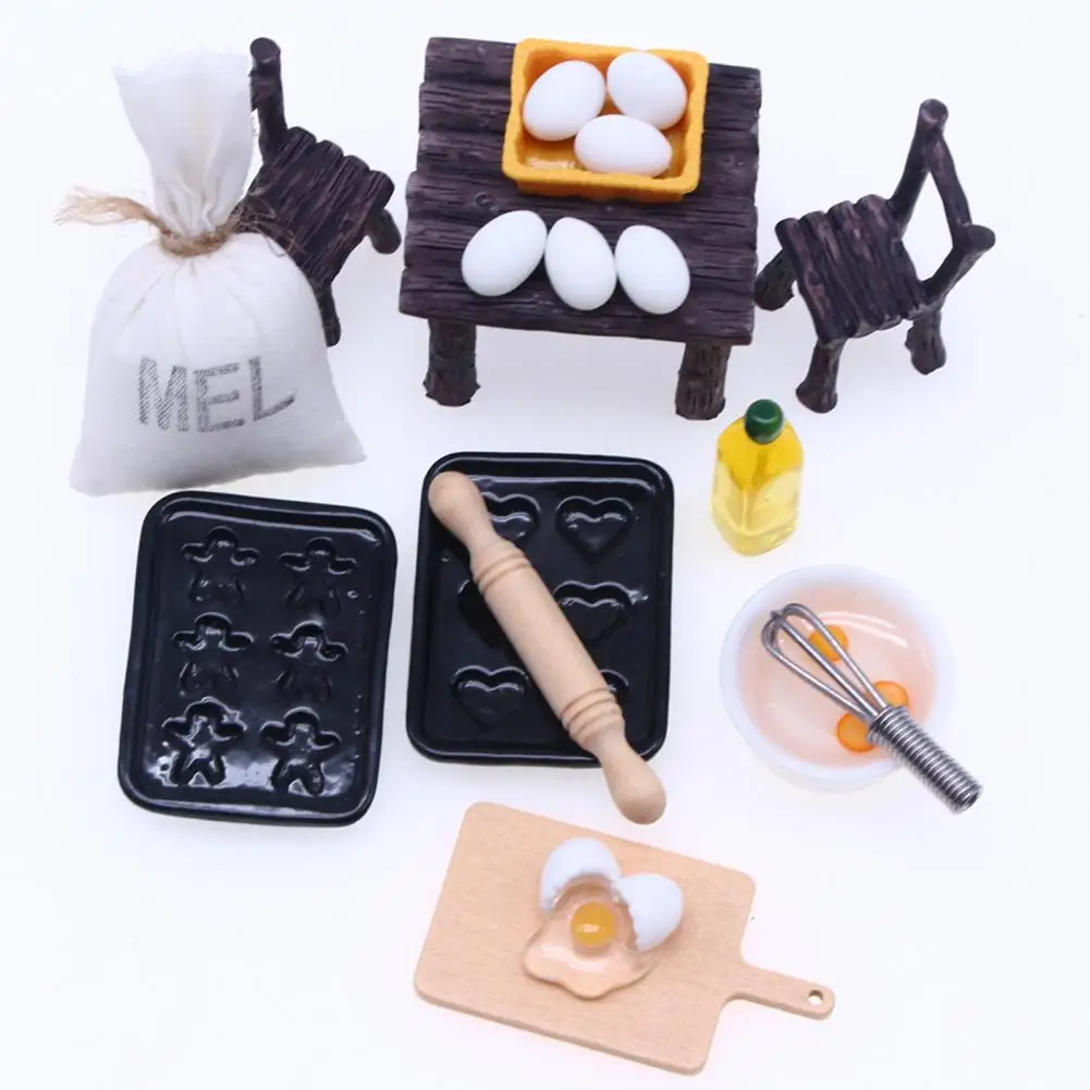 

Dollhouse Miniature Baking Kit Charming Dollhouse Furniture Set Realistic Wood for Baking Scenes Kitchen Pretend Play 19pcs Food