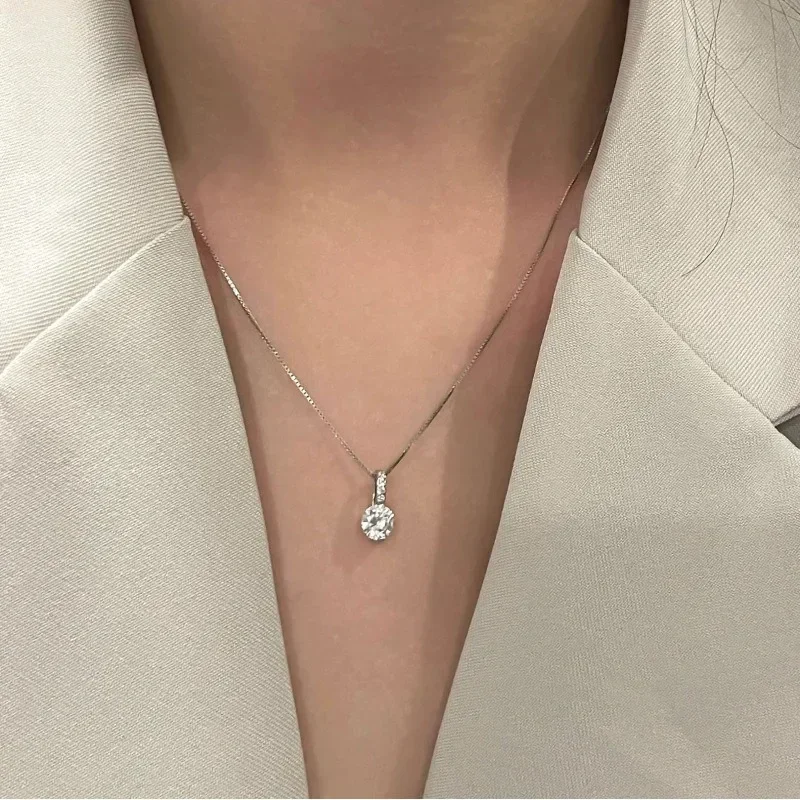 

Luxury Shiny Round Zircon Pendant Necklace for Women Exquisite Silver Color Stainless Steel Crystal Chokers Jewelry Colorfast