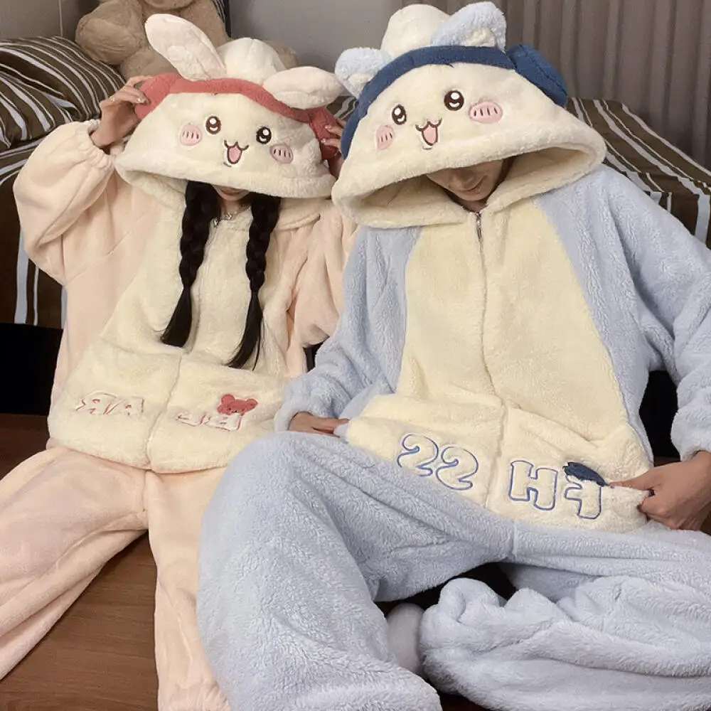 Anime chiikawa novos casais de inverno pijamas de uma peça de pelúcia casal saco de dormir flanela siamês homewear inverno dos desenhos animados pijamas