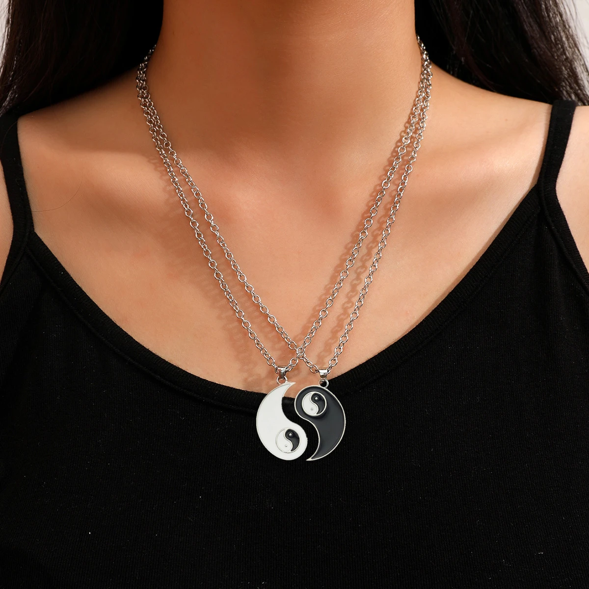 2Pcs Tai Chi Yin Yang Paar Halsketten Set Anhänger Silber Farbe Kette Passenden Liebhaber Halsband Freund Freundschaft Geschenk Einstellbar