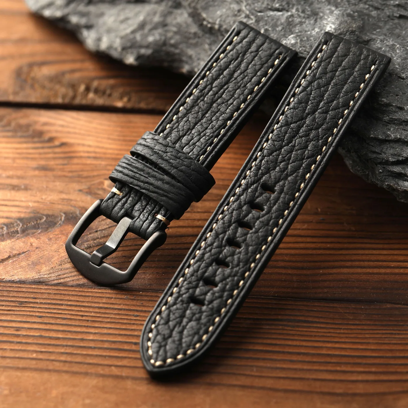 Handgefertigtes schwarzes Oberlederarmband aus Rindsleder, 20, 22, 24, 26 mm, italienisches dickes Lederarmband, kompatibel mit PAM111