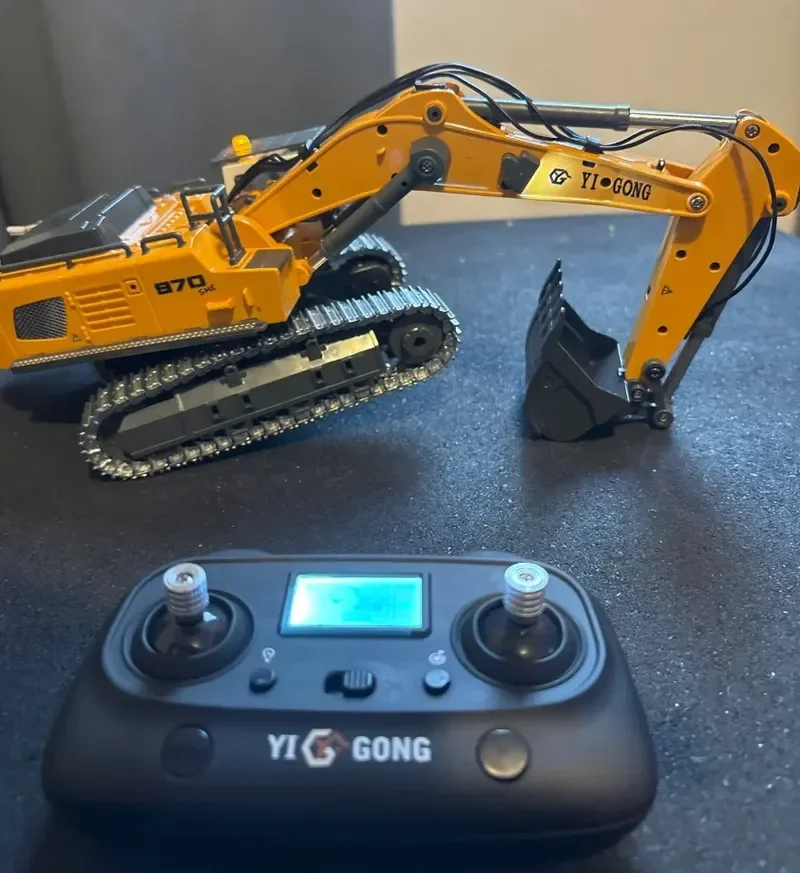 

В наличии 1/50 970 636, погрузчик с винтовым приводом, экскаватор с дистанционным управлением, модель инженерного автомобиля из сплава, радиоуправляемая строительная игрушка, подарок для мальчиков