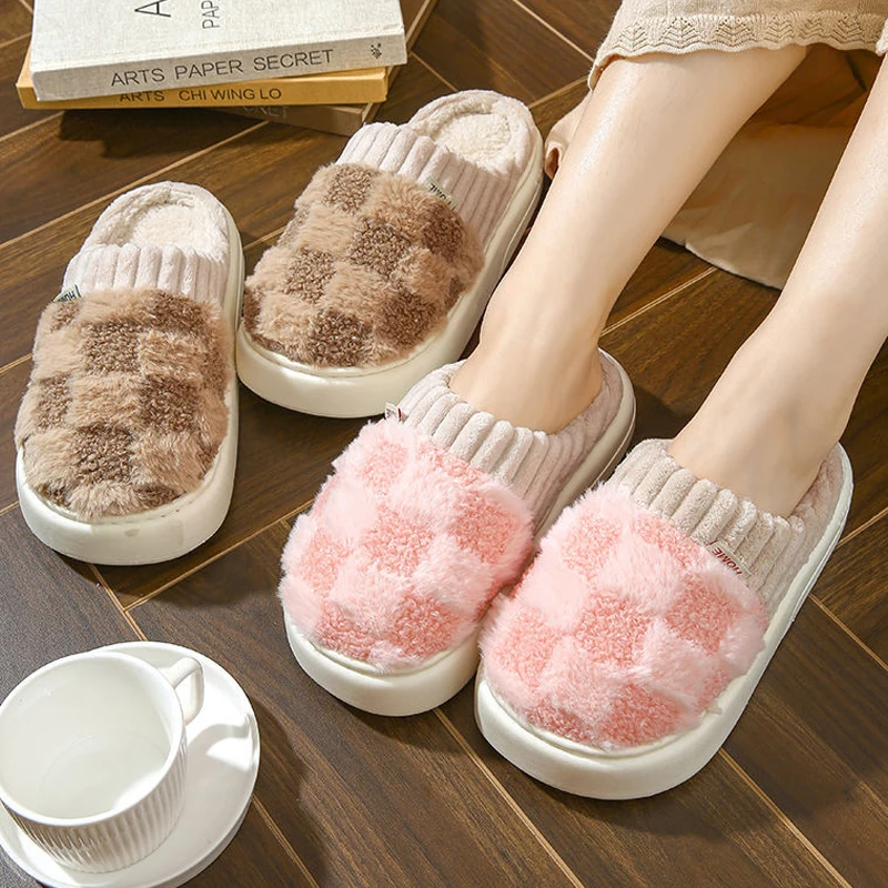 Comwarm 여성용 따뜻한 플러시 하우스 슬리퍼, 실내 미끄럼 방지 커플, 아늑한 부드러운 밑창, 푹신한 슬라이드, 겨울 솜털 안감 면 신발 