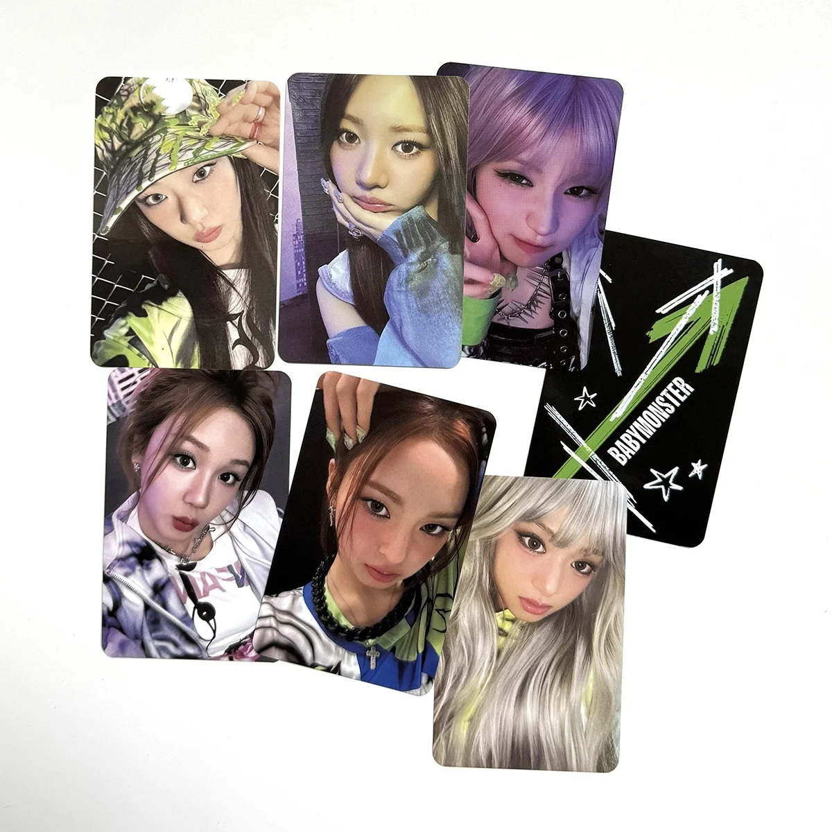 

BABYMONSTER WE GO UP MINI 2ED Album Small Card Asa Rami Chiquita HD Photo Bright Film Card Ahyeon RAMI AHY Fans Special Card