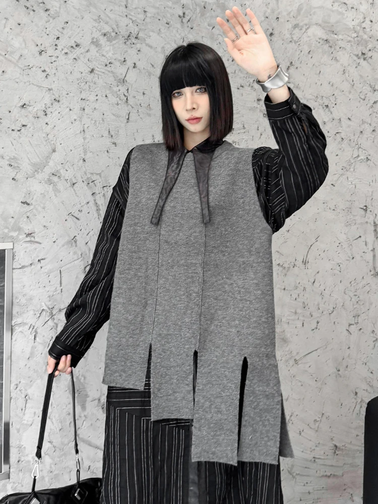 [EAM] Gray Slit Hem Big Size Knitting Sweater Round Neck Sleeveless Women Pullovers New Fashion Tide Spring Autumn 2024 1DH7455