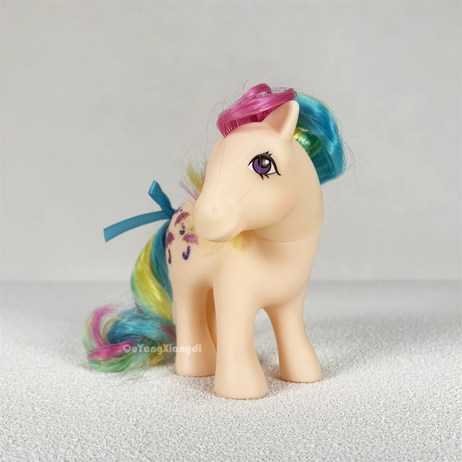 P10 008 Action Figures 10cm Little Cute Horse Model Doll G1 Parasol Anime Toys for Children