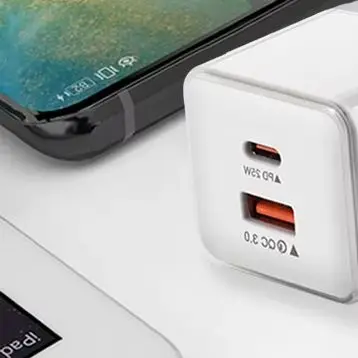 25W USB C Charger Fast Charging Quick Charge QC 3.0 USB Charger Adapter For iPhone Xiaomi Samsung PD 25W US UK Plug Fast Charger