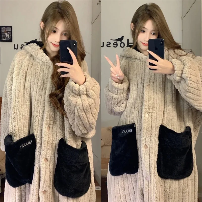 Net Red Pajama Set for Women 2023 Autumn/Winter Thickened Coral Fleece Can be Outworn Pajamas Korean Edition Simple Home Fur