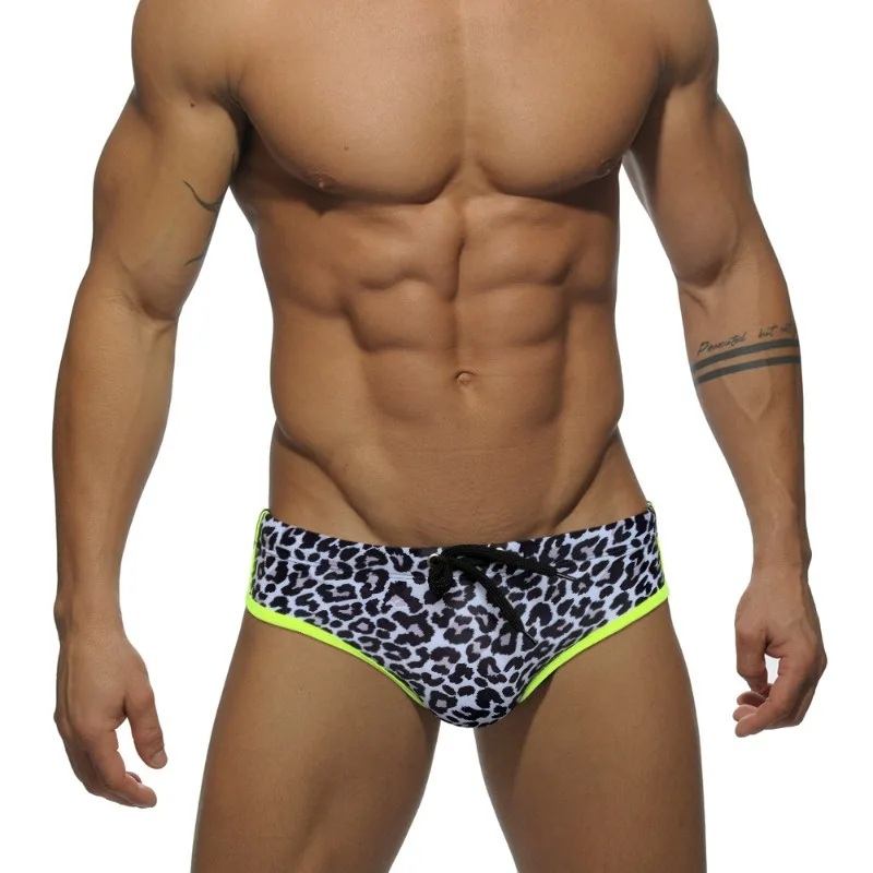 Sexy Leopard Print Low-Waist Men Swimming Trunks Push-up Pad Swim Briefs Swimwear Boxer Surf Beach Shorts Bathing Suit