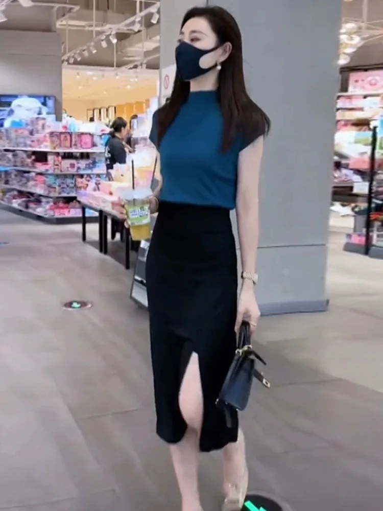 

Black Ice Silk Knitted Base Shirt Short Sleeve Loose Fit Slimming Versatile Sleeveless Half High Collar T-Shirt for Women