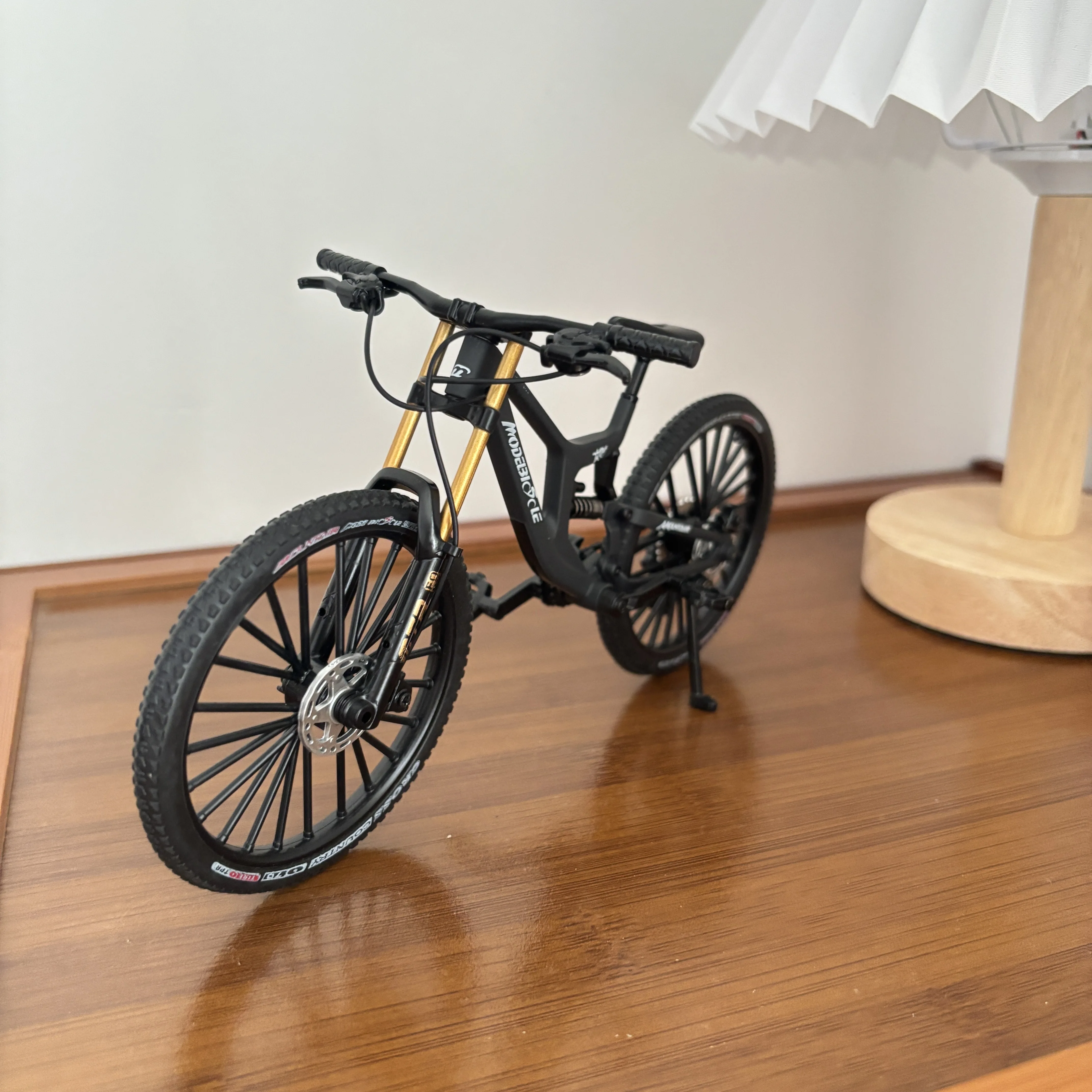 1: 8 New Finger Mountain Alloy Bicycle Die Casting Simulation Model Micro Racing Metal Mini Bicycle Series Boys' Toys 14+