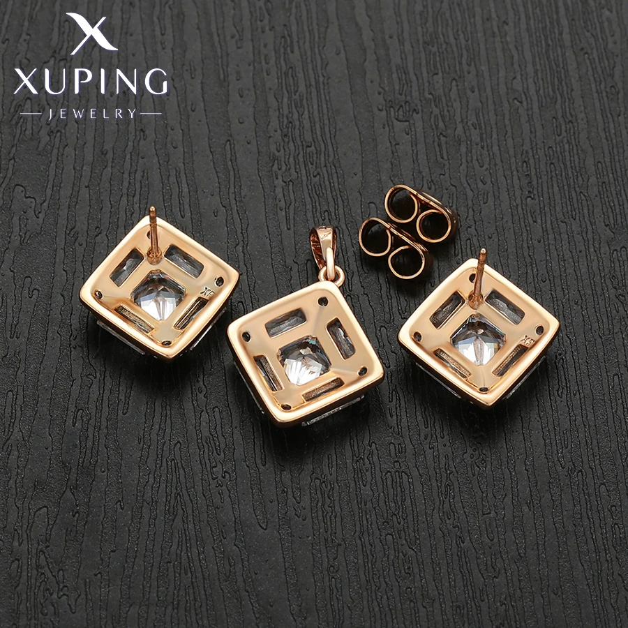 Xuping Jewelry New Arrival Fashion Square Pendant Necklace Stud Earring Jewelry Set for Women Christmas Party Gift X000866597