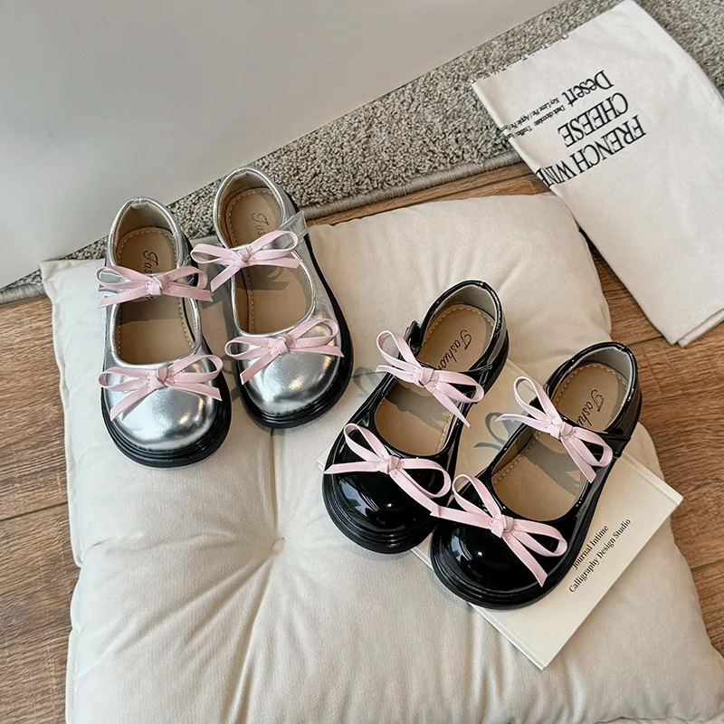 

Girls Spring Autumn Fashion Single Shoes Children Soft Sole Painted Surface Bows Flat Shoes Kid Velcro Princess PU Leather Shoes