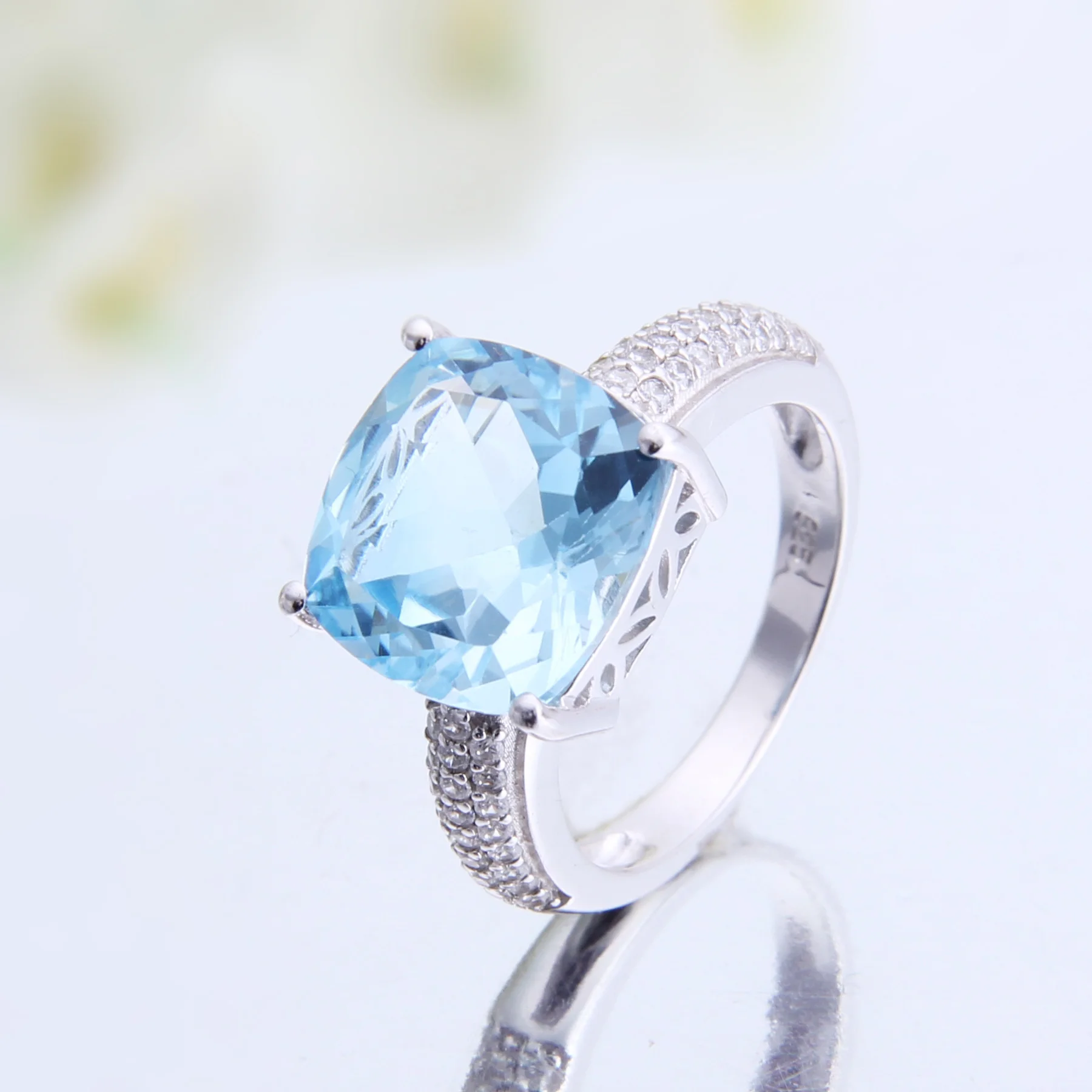 

brand genuine real jewels Fashion Luxury Topaz Big Personality s925 Silver Inlaid Natural Colorful Treasure Ring high quality