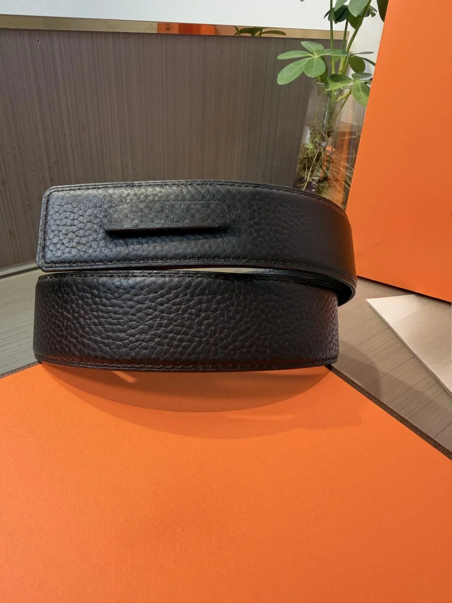 Genuine Leather Replacement Belt Strap, Matte Black Pebbled Surface, Reversible Black Smooth Lining, Multiple Sizes