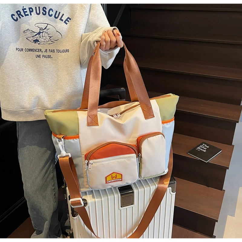 

Large Capacity Tote Bag Simple Versatile Shoulder Bag Cute Contrasting Color Travel Multi Pocket Bag 2025 Summer New Women's Bag