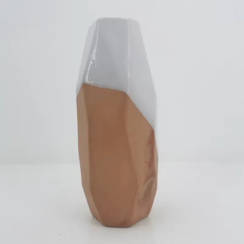 Modern Nordic Style Handmade Chinese Porcelain Vase Unique Ceramic Desktop Home Decoration Wholesale