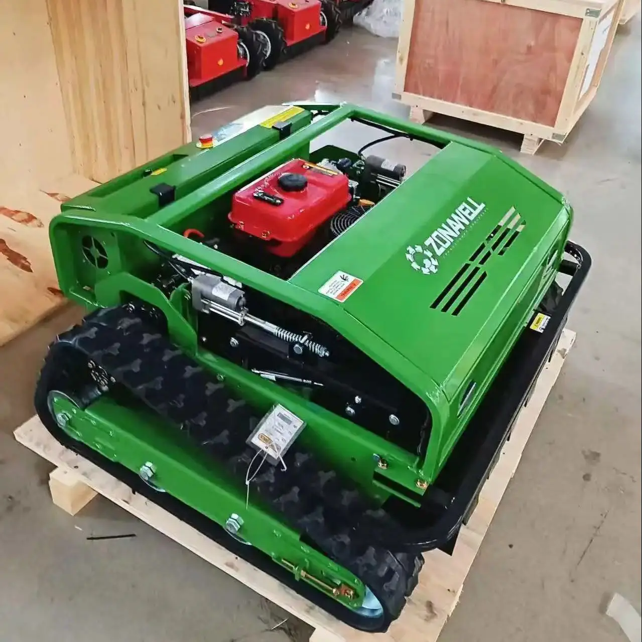 Green Giant 3800㎡/h Zero-Turn Tracked Wireless Smart Remote Control Lawn Mower, Four-Stroke Engine, Customizable