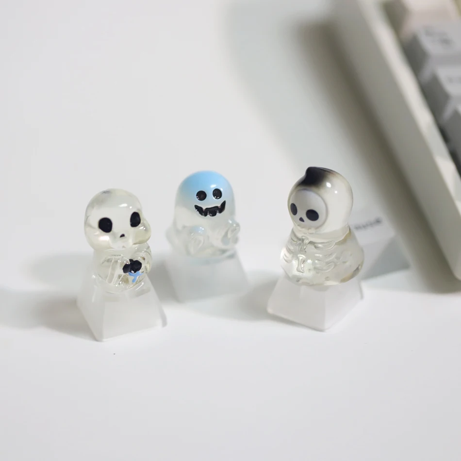 Personalized Customized Cute Halloween Skeleton Ghost Key Caps Cross Axis Mechanical Keyboard Transparent Backlit RGB Keycaps