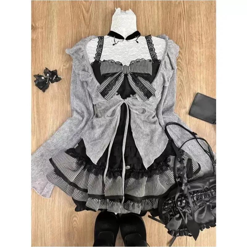 Fashionable Patchwork Lace Pleated Skirt Y2K Korean Cute Mini Skirt Suspender Skirt Three-piece Set Women's Harajuku Streetwear