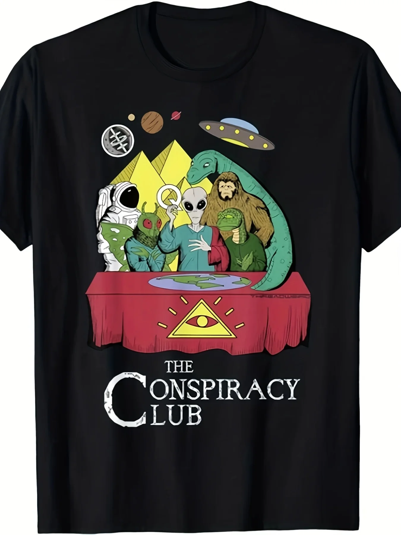 New Limited Edition Conspiracy Theory Club T-shirt for Both Retro Club Pattern Men & Women Graphic Short Sleeve Men's T-shirts