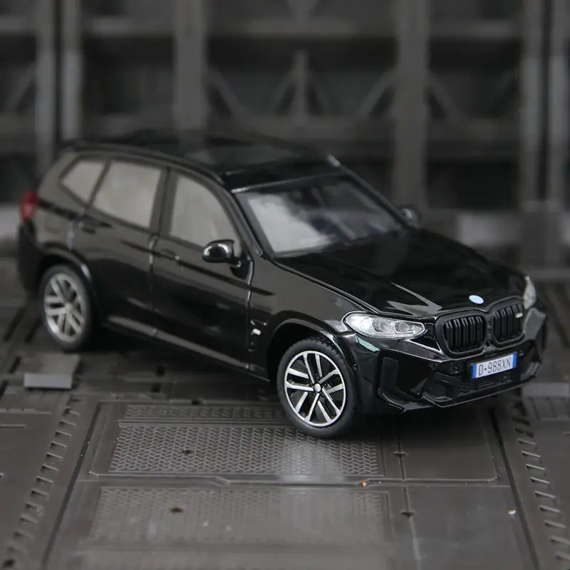 

1:32 BMW X3M модель внедорожника из сплава, акустооптическая детская игрушечная машинка с открыванием дверей, которую можно подарить в подарок друзьям