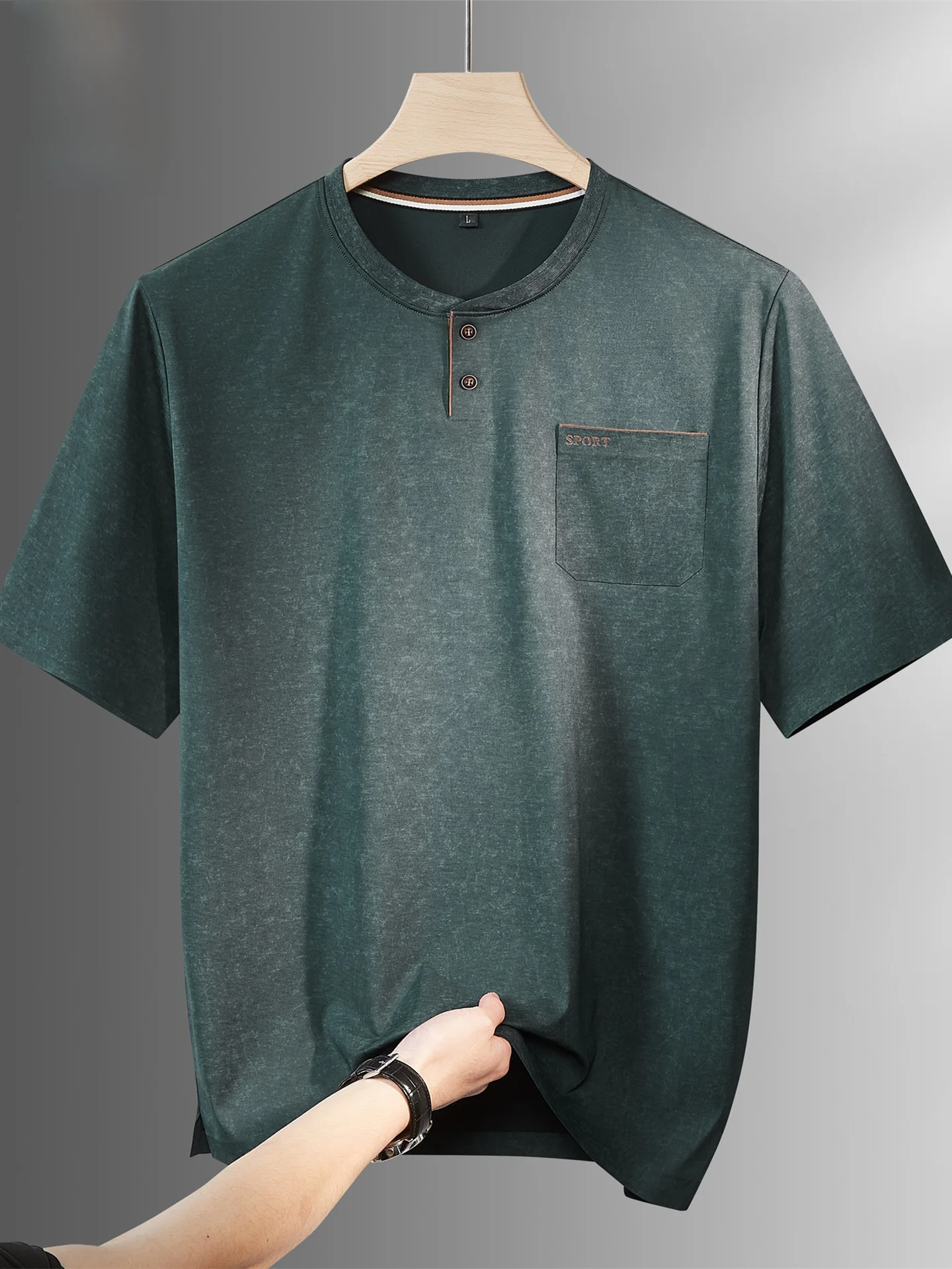 Camiseta Masculina TUCANO Wooden Duck Camuflada Henry de Gola Redonda e Manga Curta, Fina para o Verão, Tamanho Grande com Bo...