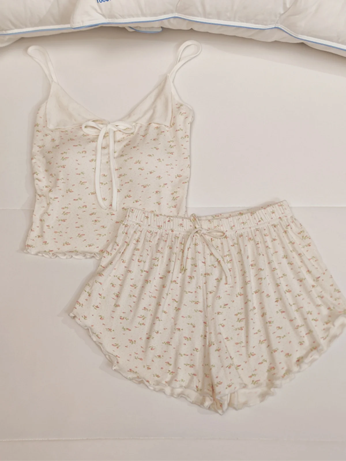 

Summer Modal Cotton Strap Nightgown Women's V-ne Floral Print Home Clothes Two-piece Set Sweet Sle ort Pants Included