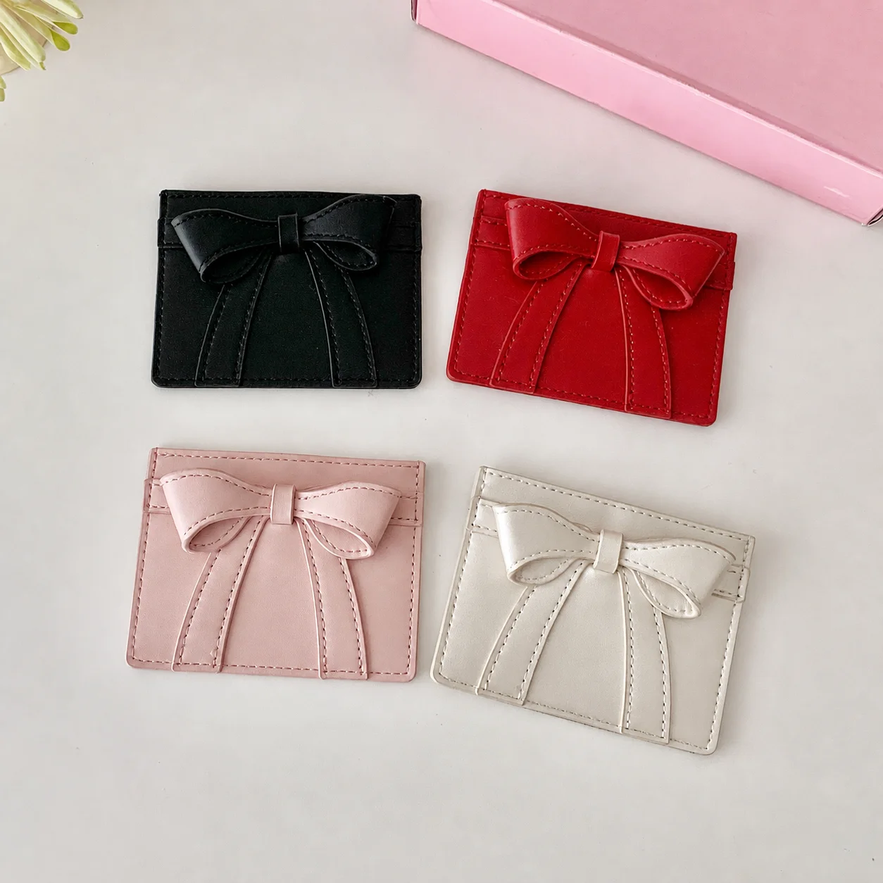 Compact Ultra Thin Bow Decor P - Interior Design Id recension och pris