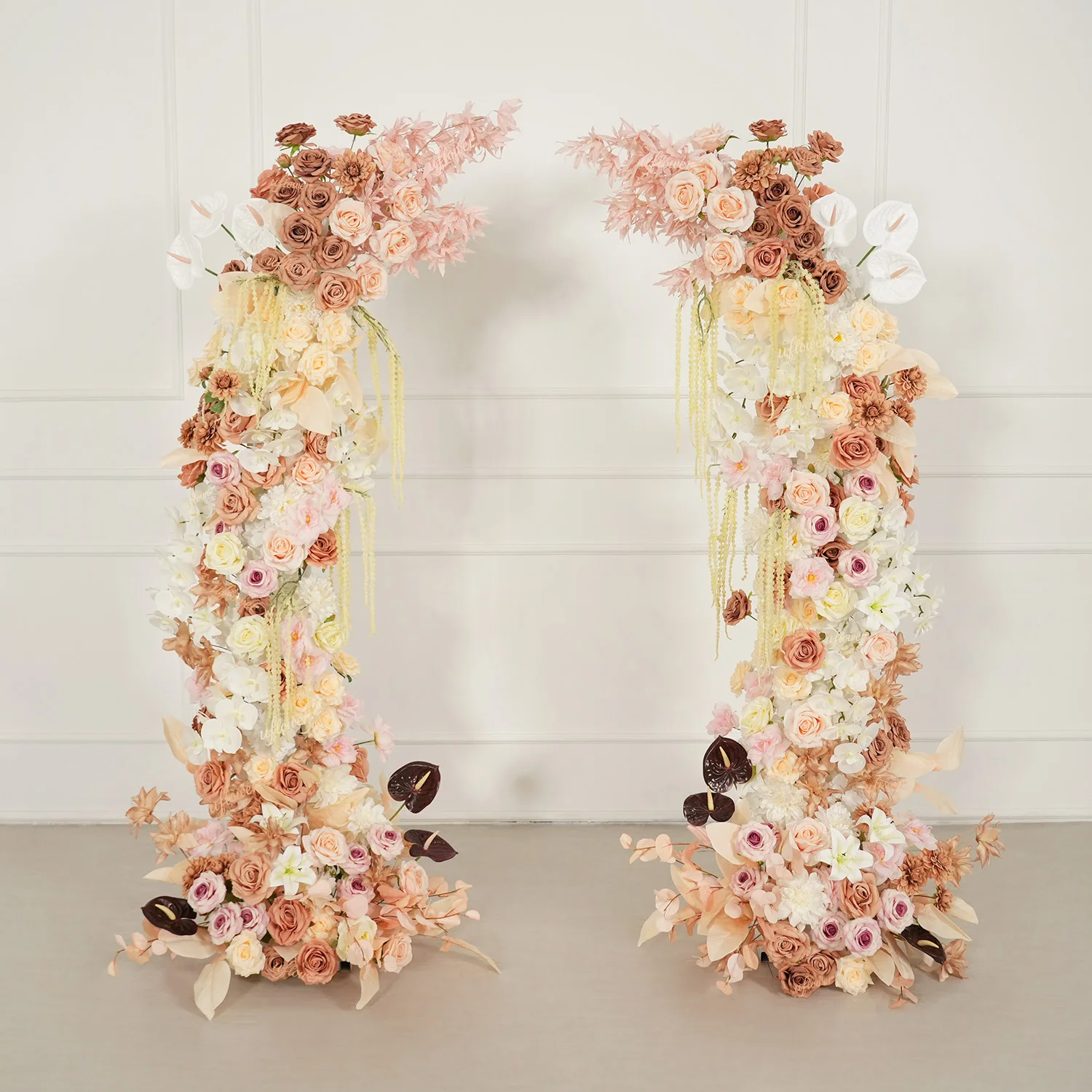 

2026 New Customized Wedding Arch Artificial Flowers Party Backdrop Decorations Props Luxury Floral Horn Arch Artificial Flowers