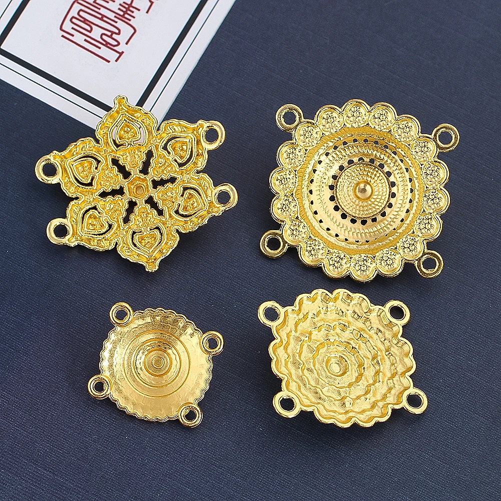 4PCS Metal Flower Pendant Zinc Alloy Porous Hollow Retro Jewellery Ethnic Style Accessories DIY Necklace Pendant Connector