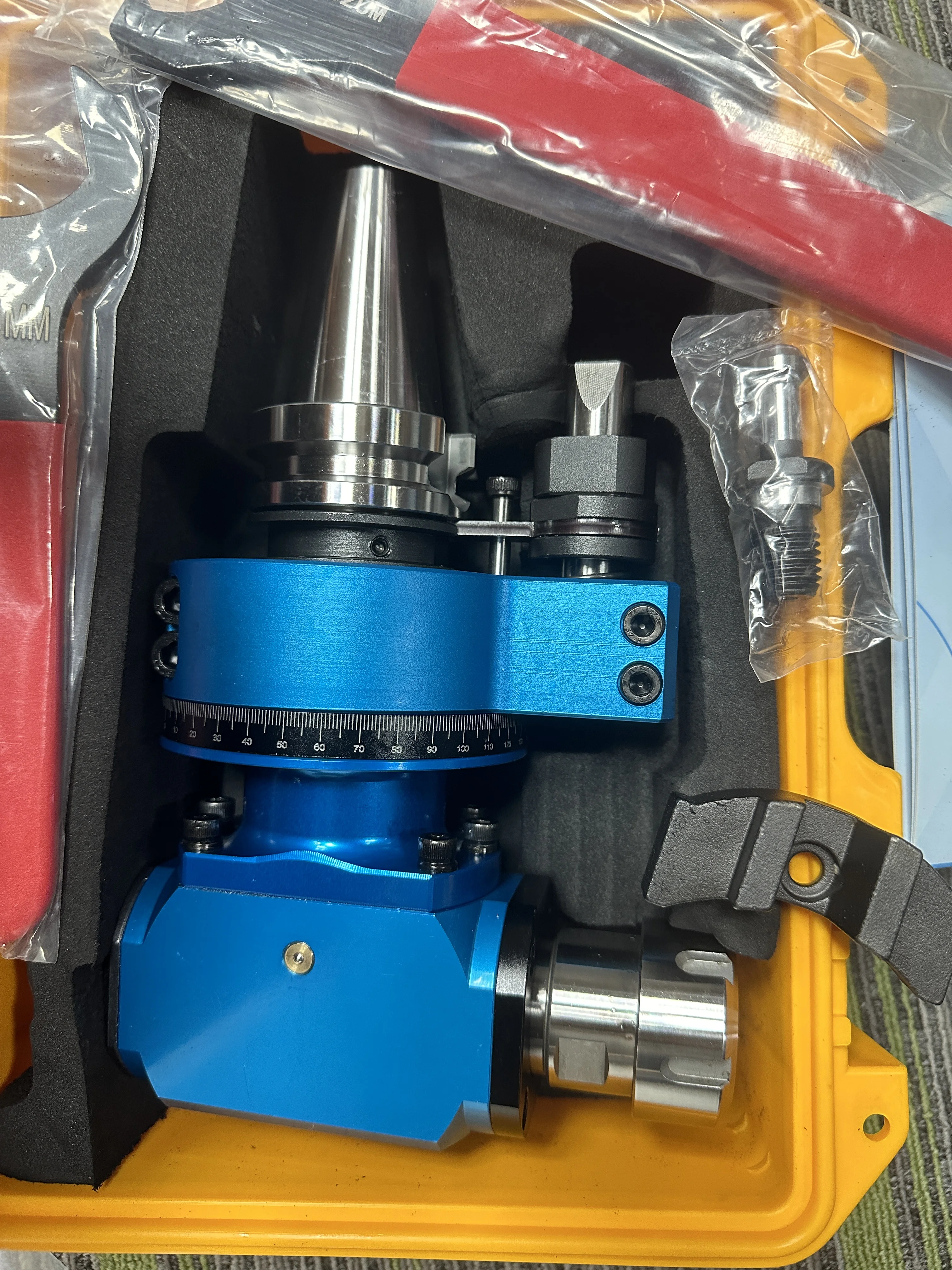 

High Speed Right Angle Milling Head for Machining Center – BT50/BT30/BT40 Side Mill Head with ER32/25/16 Collet