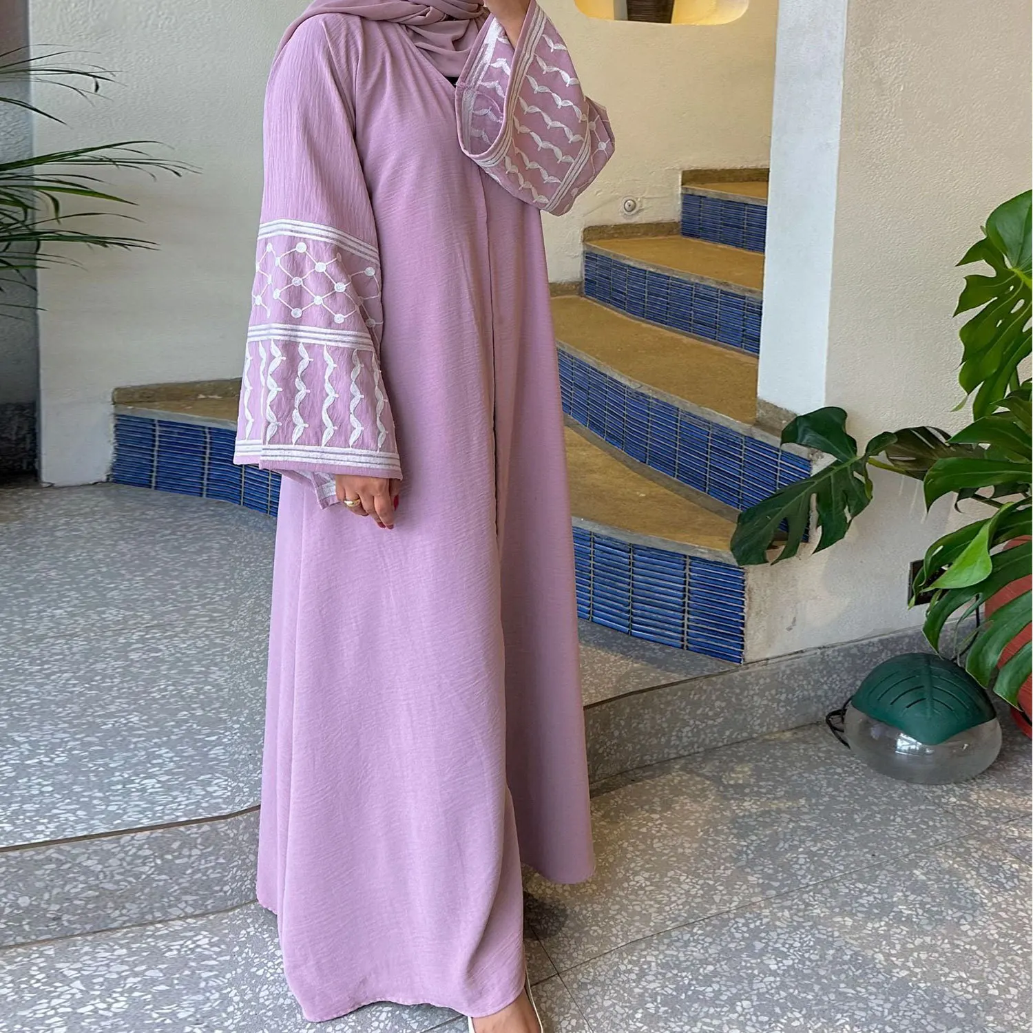 New Simple Style Palestinian Keffiyeh Style Embroidered Islamic Clothing Crepe Dubai Abaya Women Muslim Dress Open Abaya