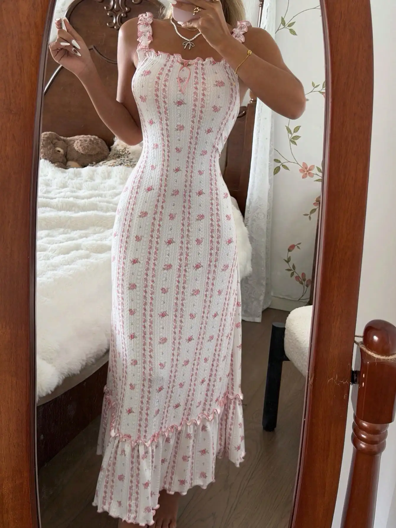 

Floral Print Ruched Strap Camisole Nightgown with Lace Trim