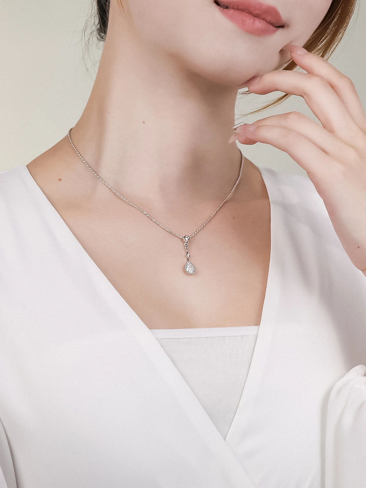 TYYL Luxury New Brand Silver Chains For Women Fashion Jewelry Party Full Diamond Water Drop 5A Zircon Pendant Rose Gold Necklace