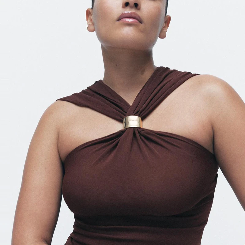 

Gold Embellied Wide oulder Strap Collar Hanging Ne Top for Women Spring 2025 Street Sle Regular Length Polyester Fiber