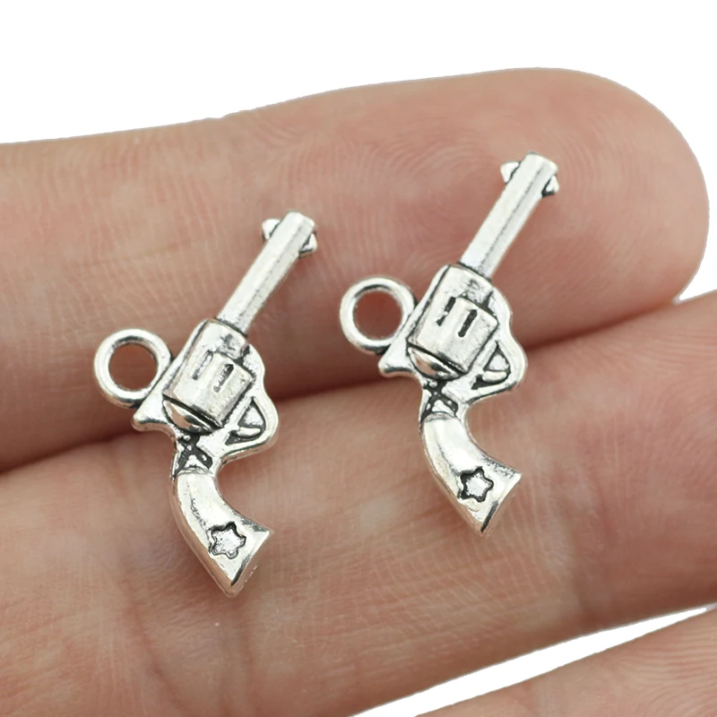 20pcs 11*21mm Pistol Gun Charm Pendants For Jewelry Making Antique Silver Color Men Jewelry Accessories